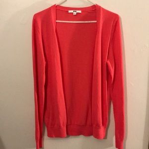 Uniqlo | Magenta Button Up Cardigan